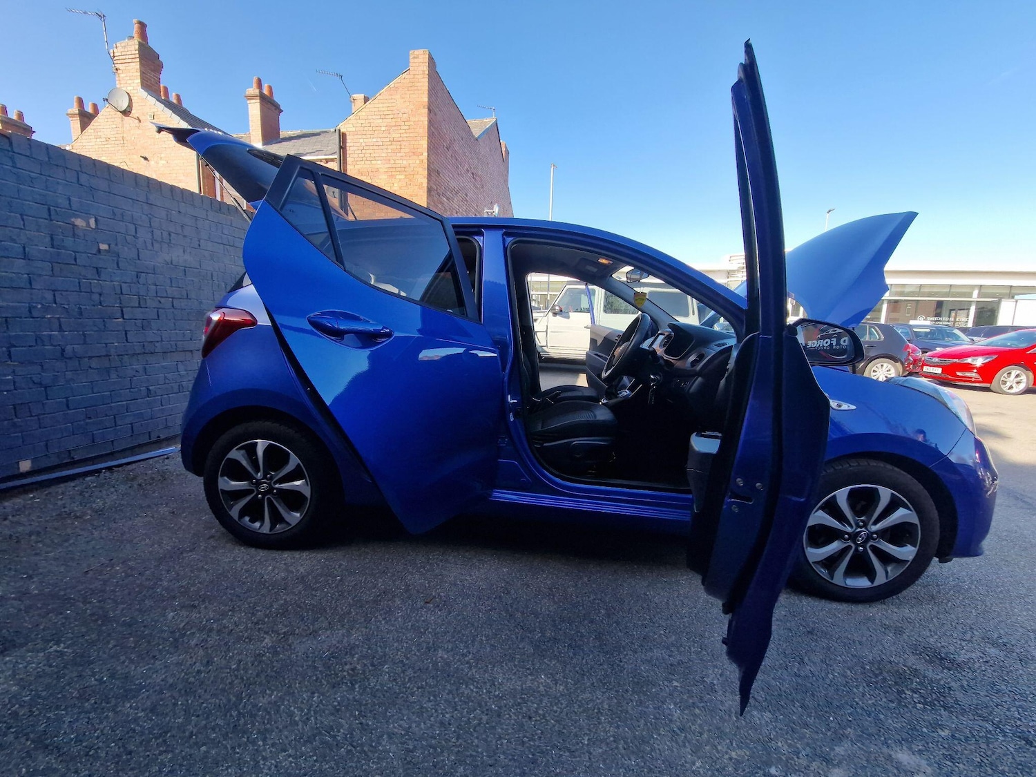 Used Hyundai i10 for sale - 77738355: Photo 23