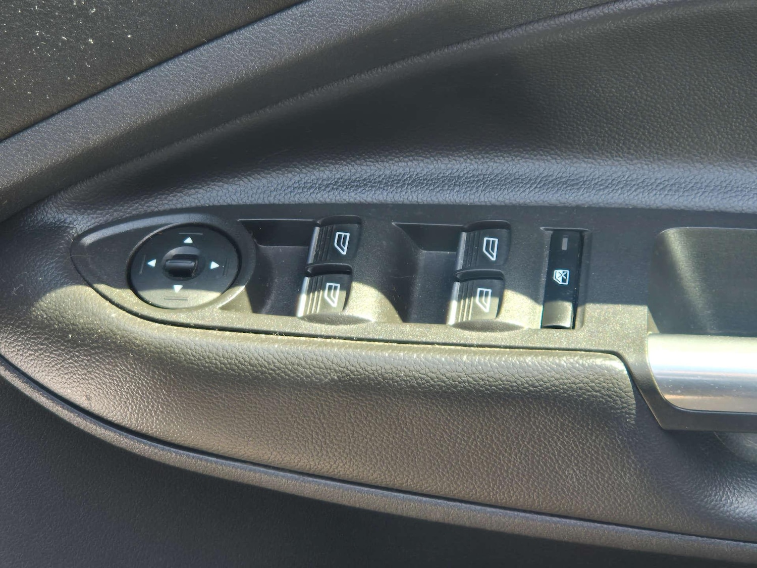 Used Ford Kuga 2016 for sale - 76781896: Photo 27