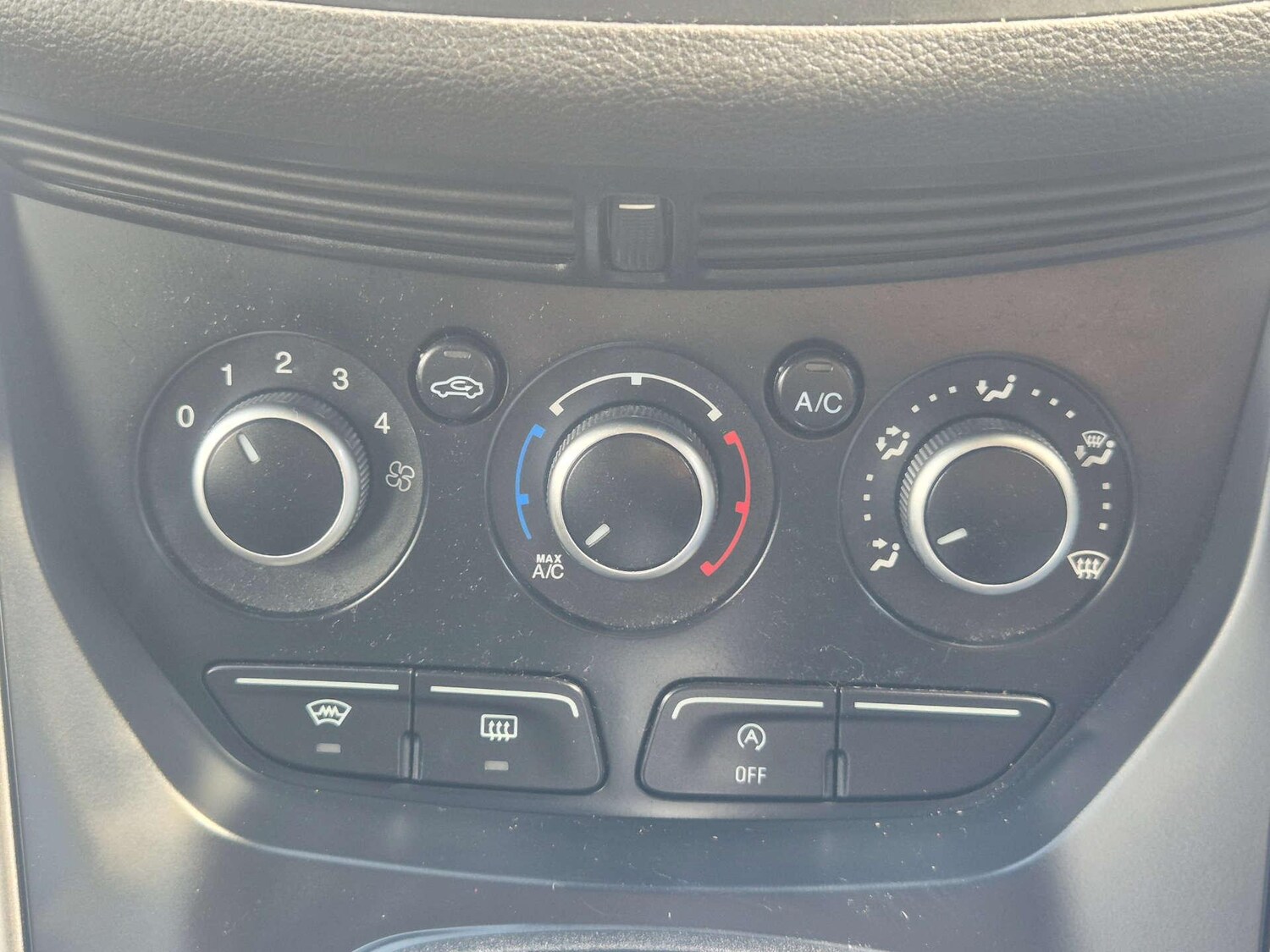 Used Ford Kuga 2016 for sale - 76781896: Photo 44