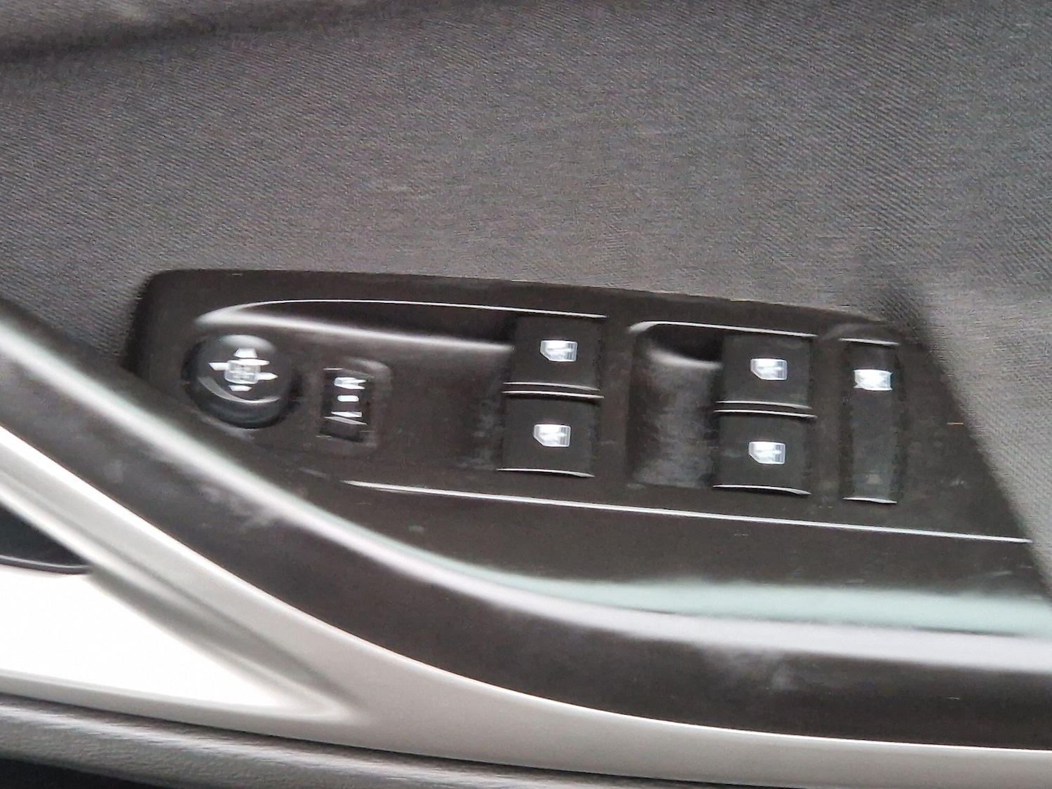 Used Vauxhall Astra for sale - 77496879: Photo 31