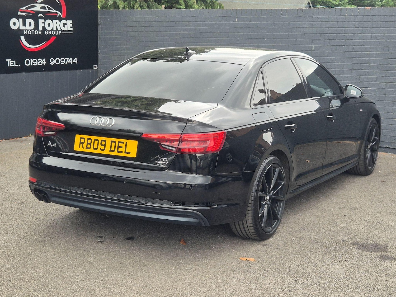 Used Audi A4 2017 for sale - 76781170: Photo 10