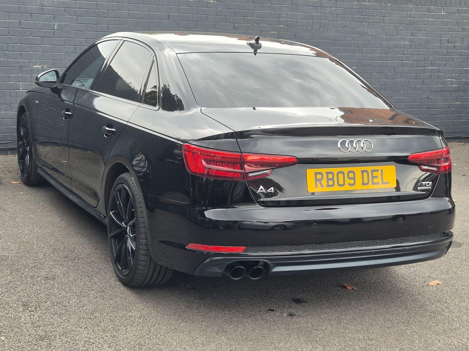 Used Audi A4 2017 for sale - 76781170: Photo 8