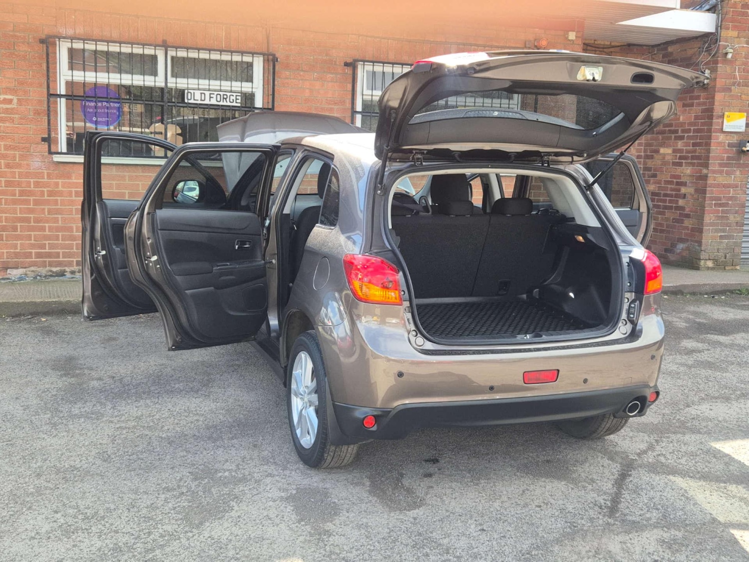 Used Mitsubishi ASX 2014 for sale - 76781847: Photo 18