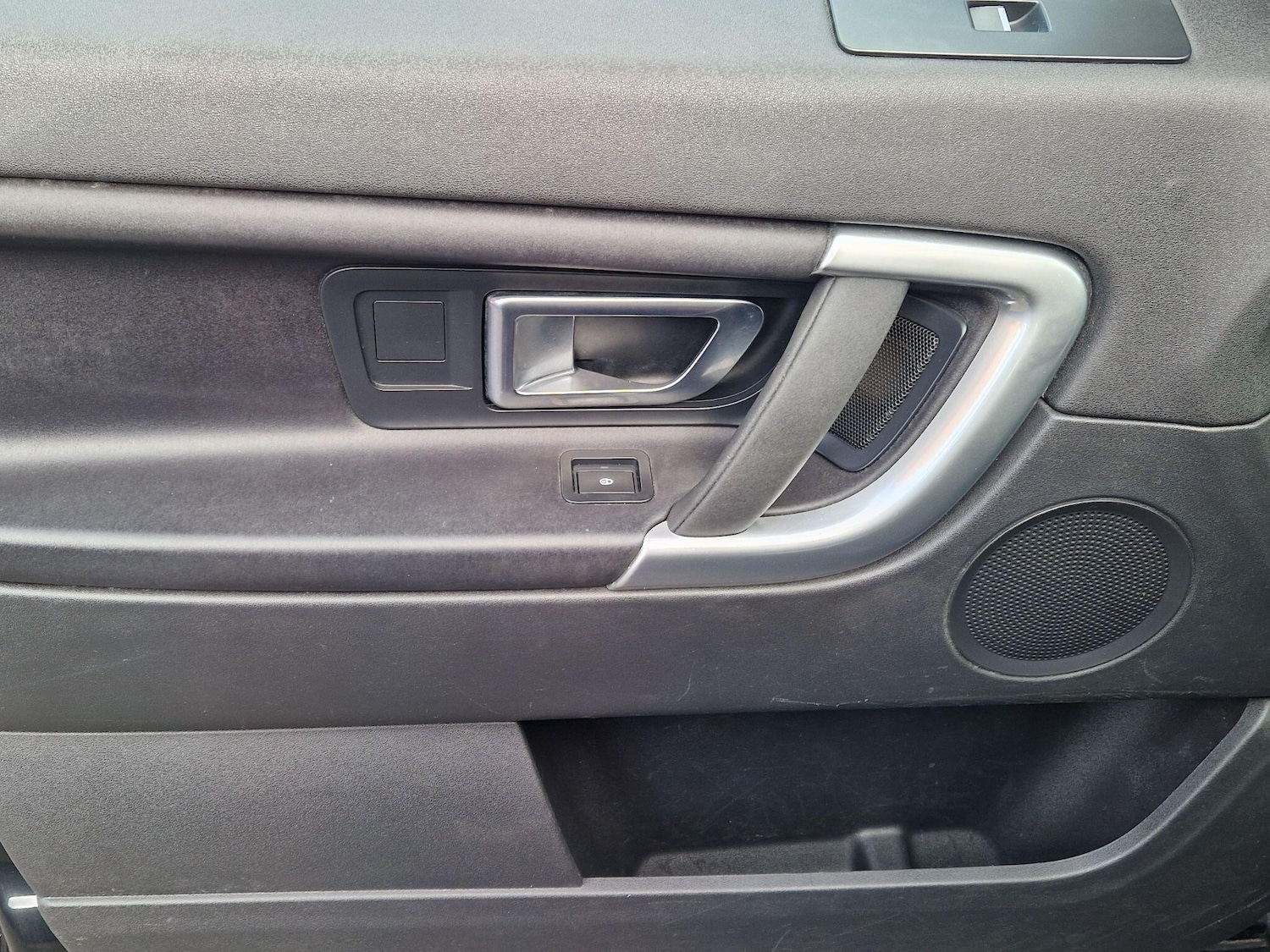 Used Land Rover Discovery Sport 2017 for sale - 77670307: Photo 39