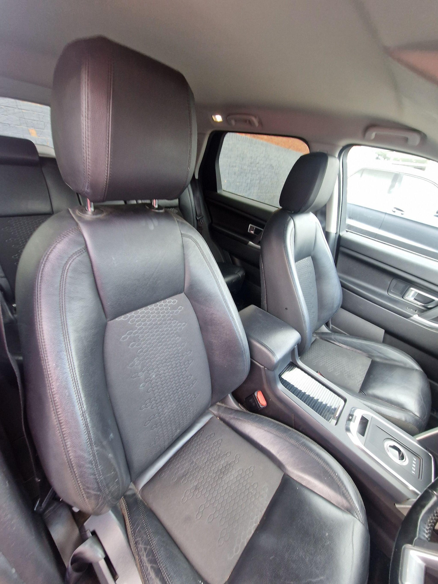 Used Land Rover Discovery Sport for sale - 77883321: Photo 30