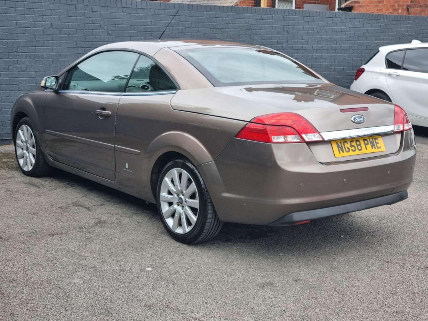 Used Ford Focus CC 2009 for sale - 76781499: Photo 6