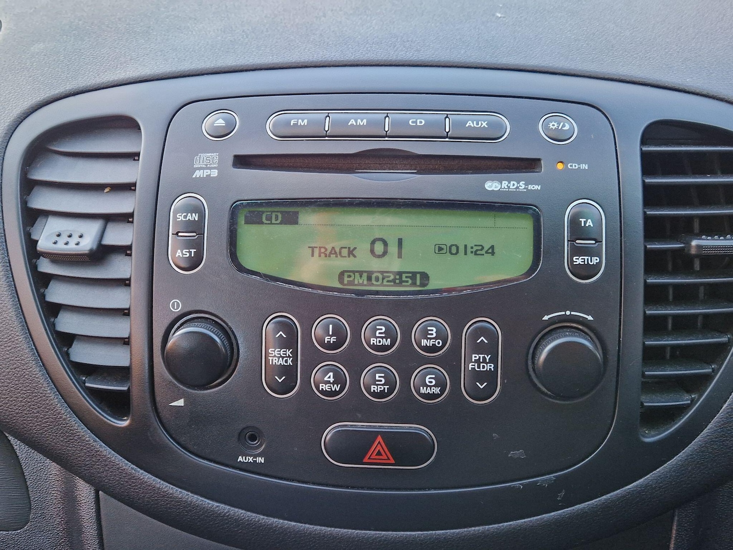 Used Hyundai i10 2010 for sale - 77191954: Photo 45