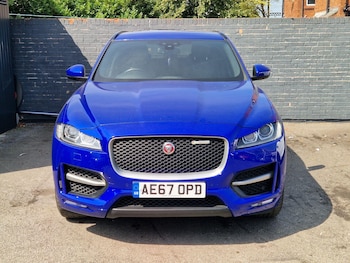 Used Jaguar F-Pace 2017 for sale - 79259640: Photo