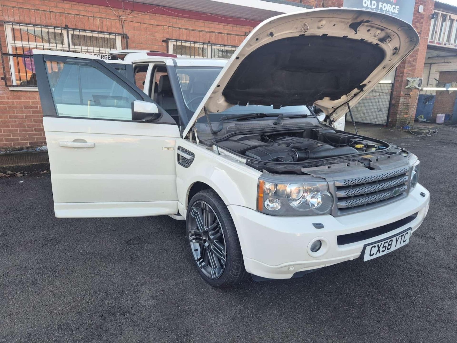 Used Land Rover Range Rover Sport 2008 for sale - 77144634: Photo 11