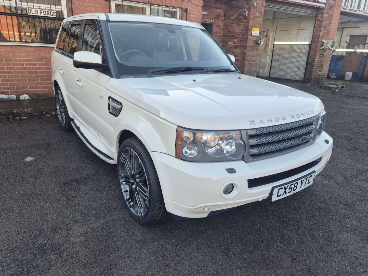 Used Land Rover Range Rover Sport 2008 for sale - 77144634: Photo 3
