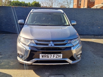 Used Mitsubishi Outlander 2017 for sale - 77982252: Photo