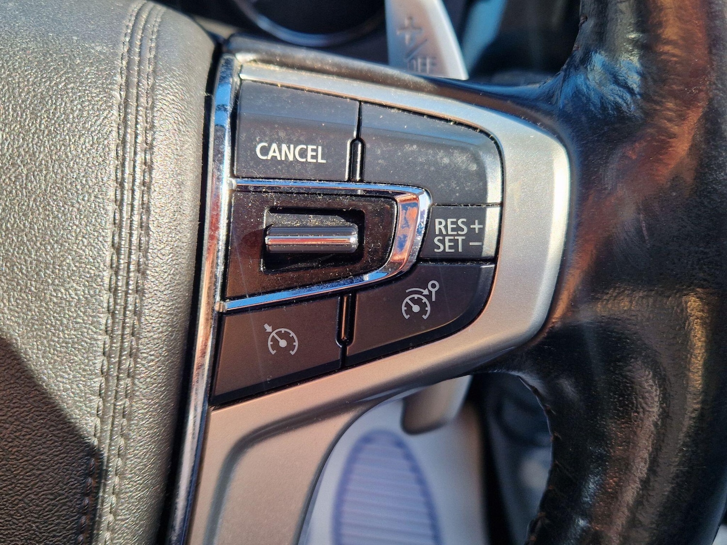 Used Mitsubishi Outlander 2017 for sale - 77982252: Photo 52