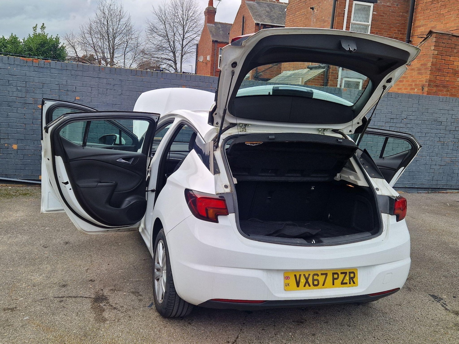 Used Vauxhall Astra 2018 for sale - 77853760: Photo 19