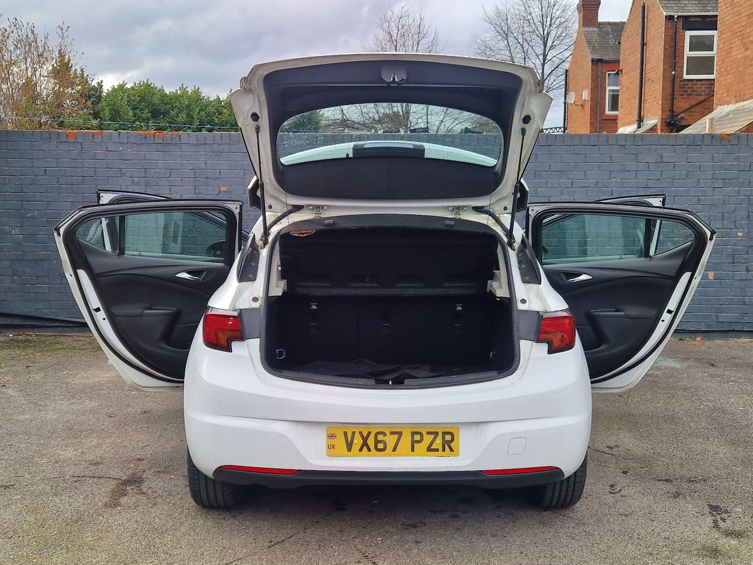 Used Vauxhall Astra 2018 for sale - 77853760: Photo 20