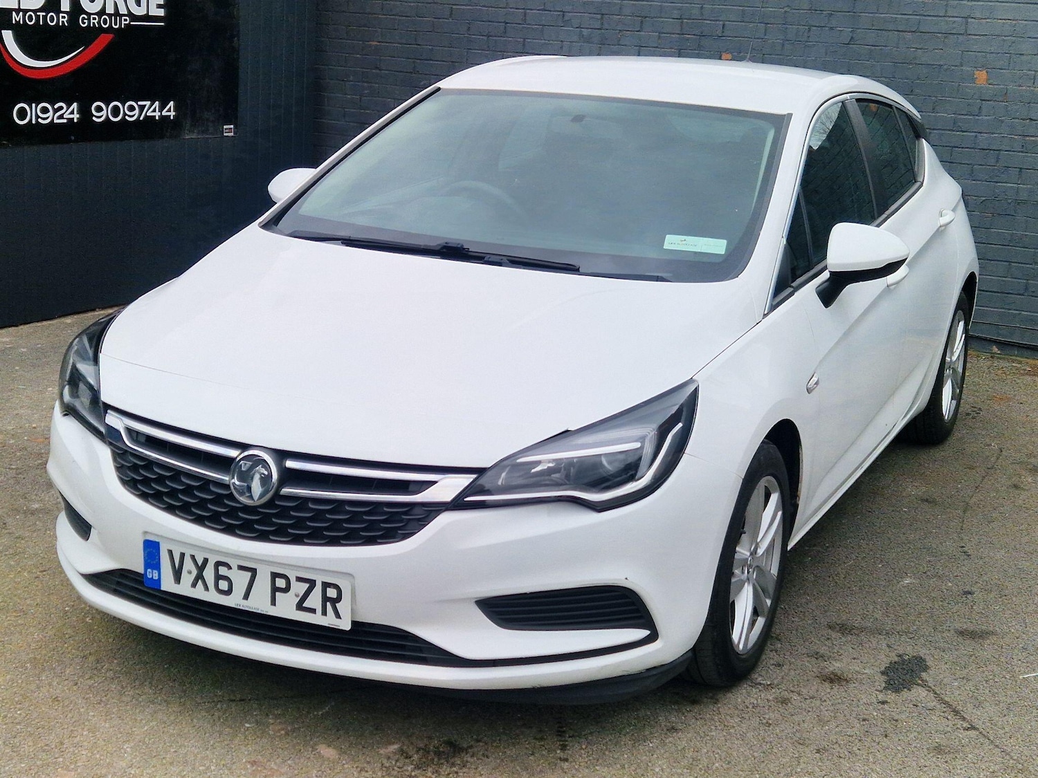 Used Vauxhall Astra 2018 for sale - 77853760: Photo 5