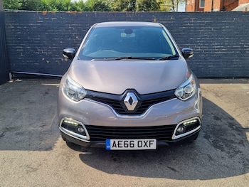 Used Renault Captur 2016 for sale - 79521216: Photo