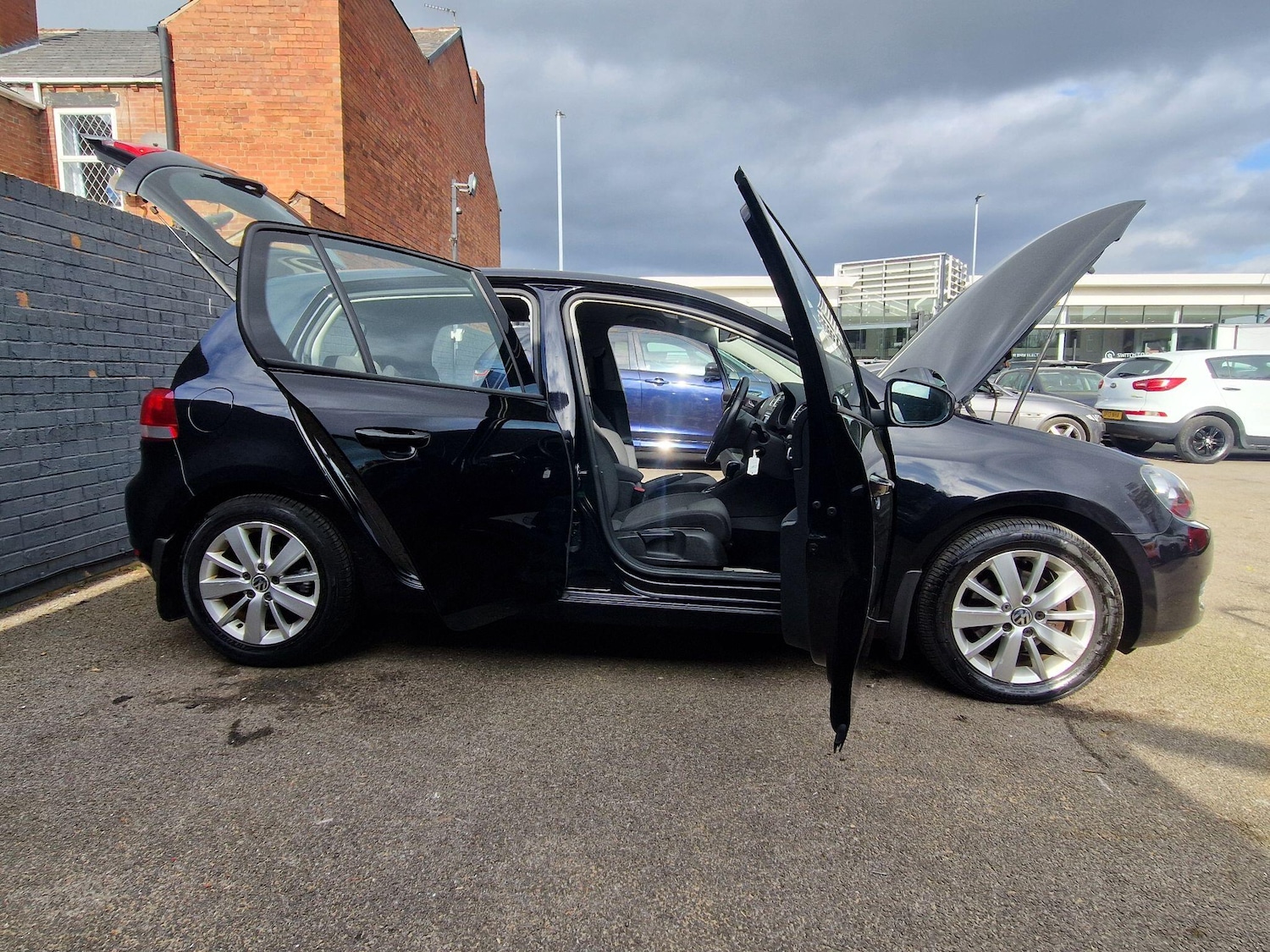 Used Volkswagen Golf 2012 for sale - 77670976: Photo 22