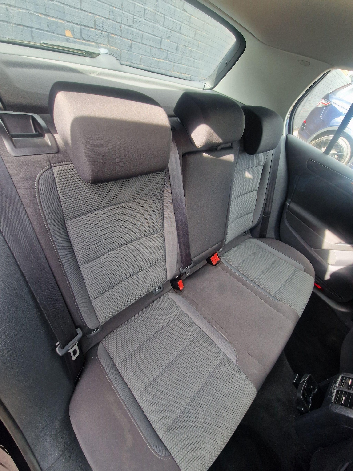 Used Volkswagen Golf 2012 for sale - 77670976: Photo 32