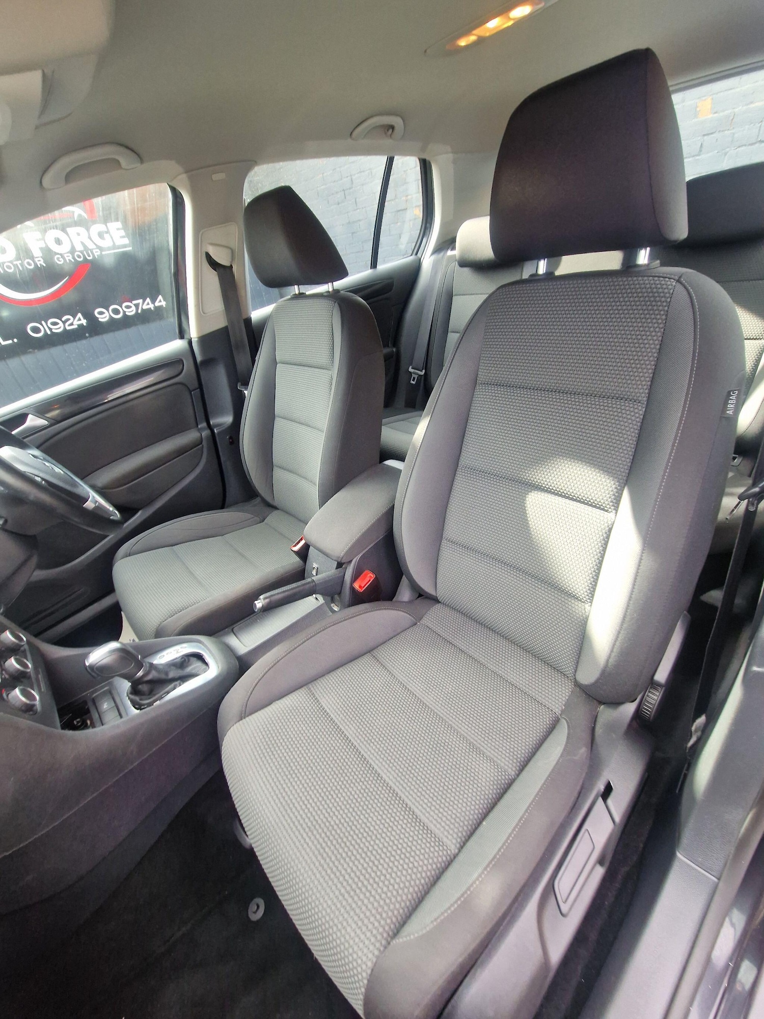 Used Volkswagen Golf 2012 for sale - 77670976: Photo 36