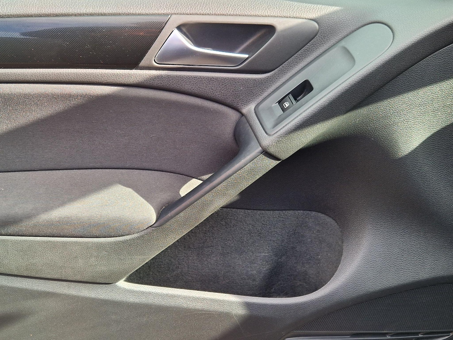 Used Volkswagen Golf 2012 for sale - 77670976: Photo 37