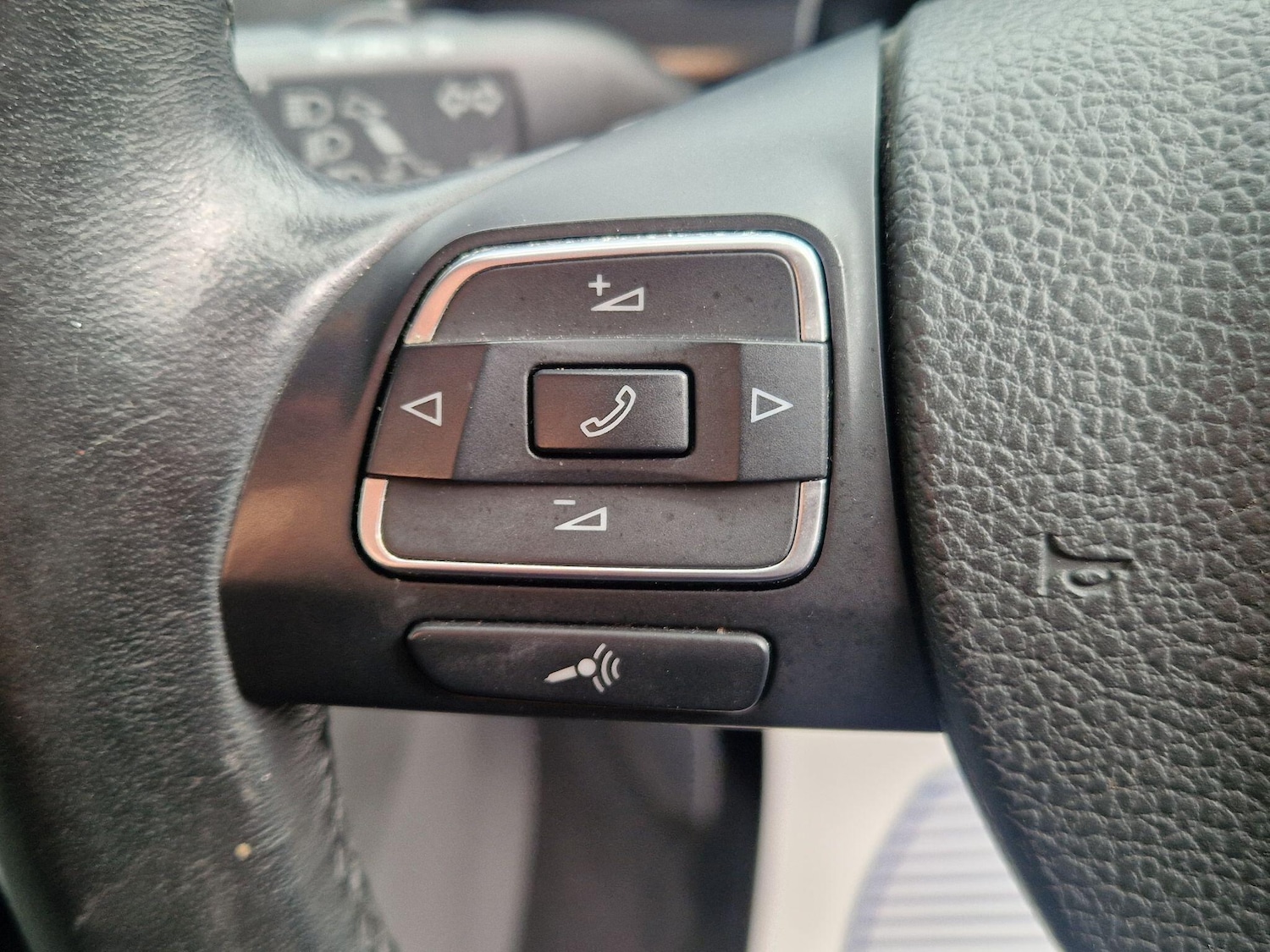 Used Volkswagen Golf 2012 for sale - 77670976: Photo 46