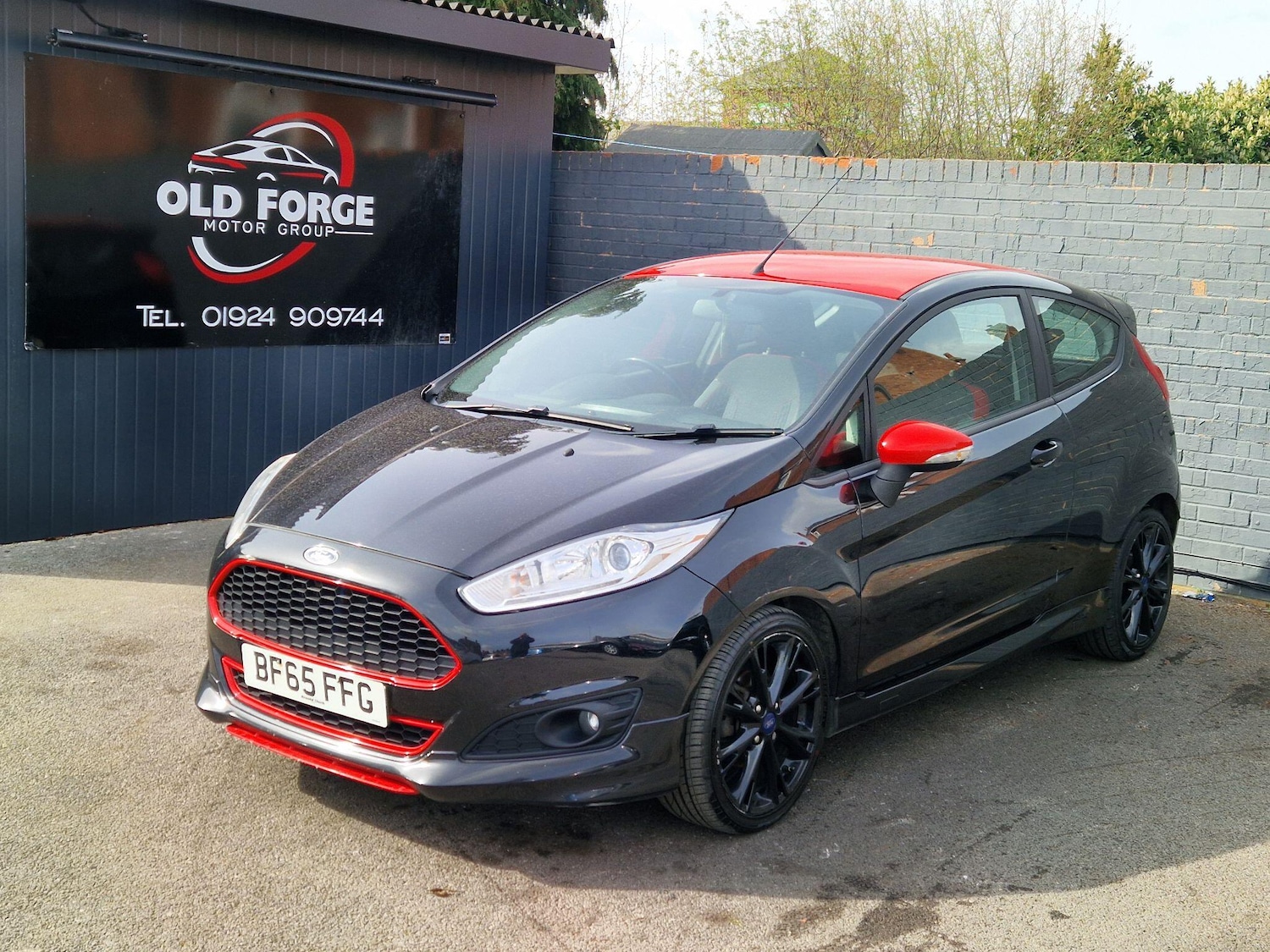 Used Ford Fiesta 2015 for sale - 78204665: Photo 1