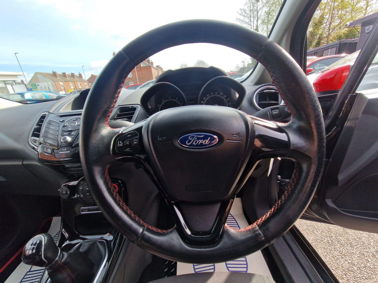 Used Ford Fiesta 2015 for sale - 78204665: Photo 41