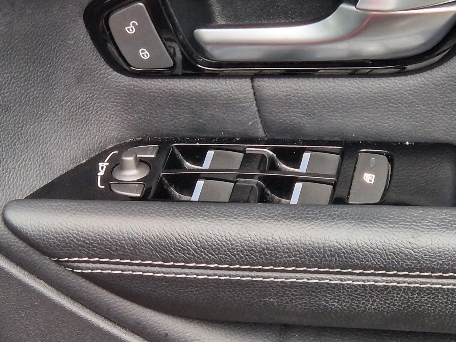 Used Land Rover Range Rover Evoque 2016 for sale - 76781895: Photo 32