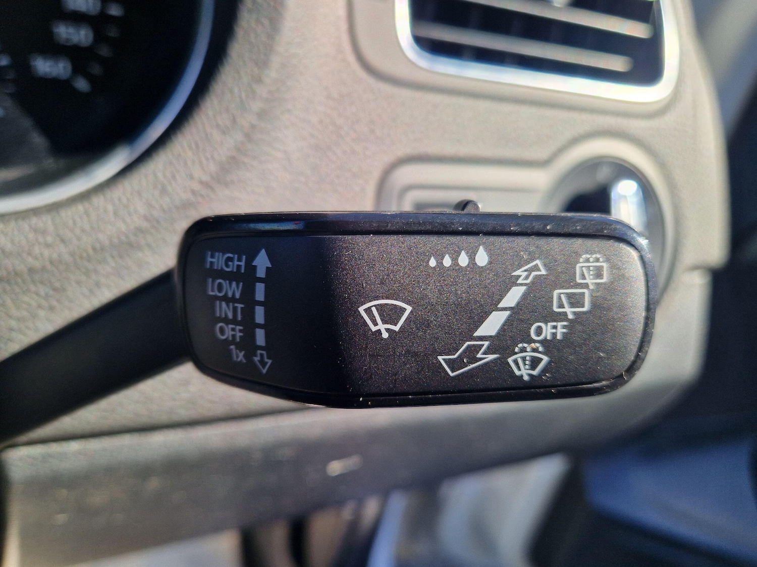 Used Volkswagen Polo for sale - 77925114: Photo 40