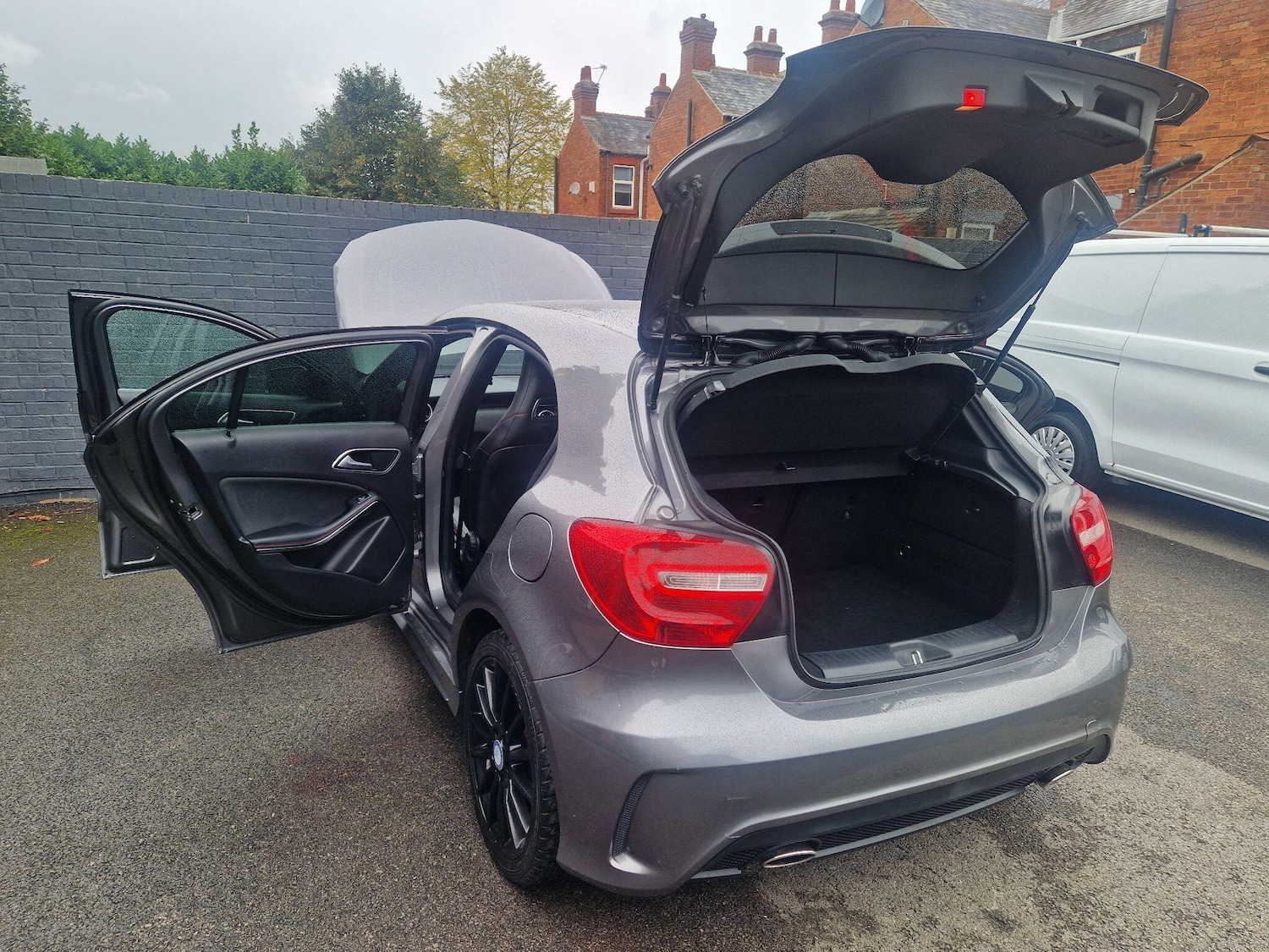 Used Mercedes-Benz A-Class 2014 for sale - 77330350: Photo 19