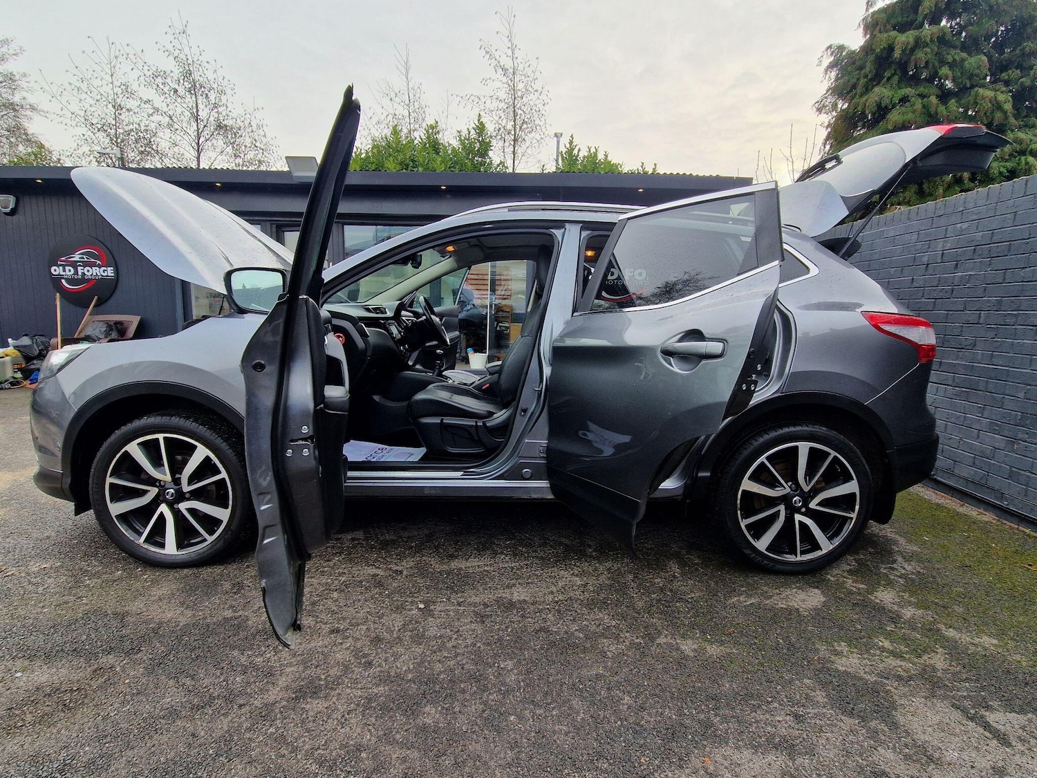 Used Nissan Qashqai 2017 for sale - 77155356: Photo 15