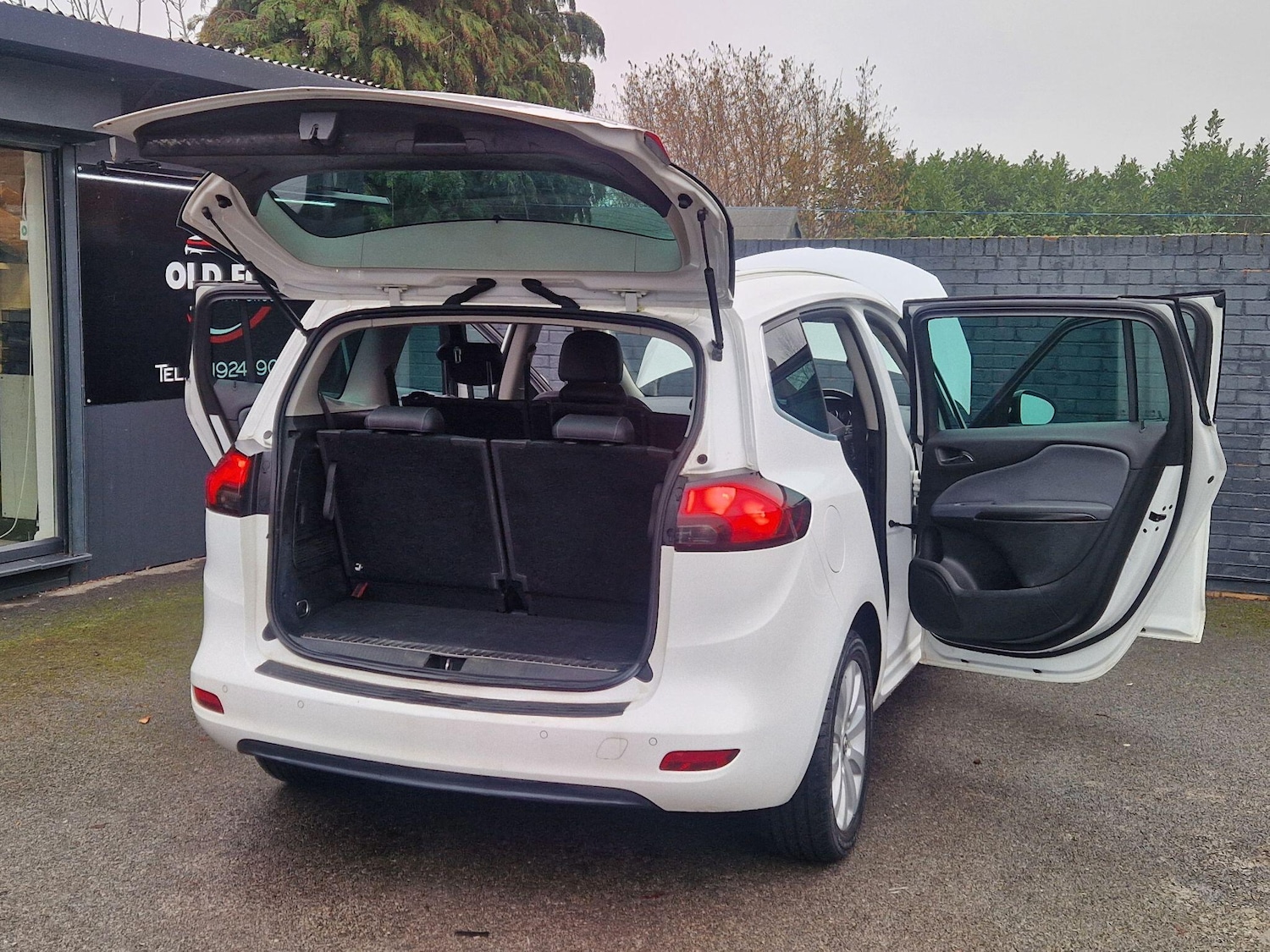 Used Vauxhall Zafira 2014 for sale - 77358907: Photo 21