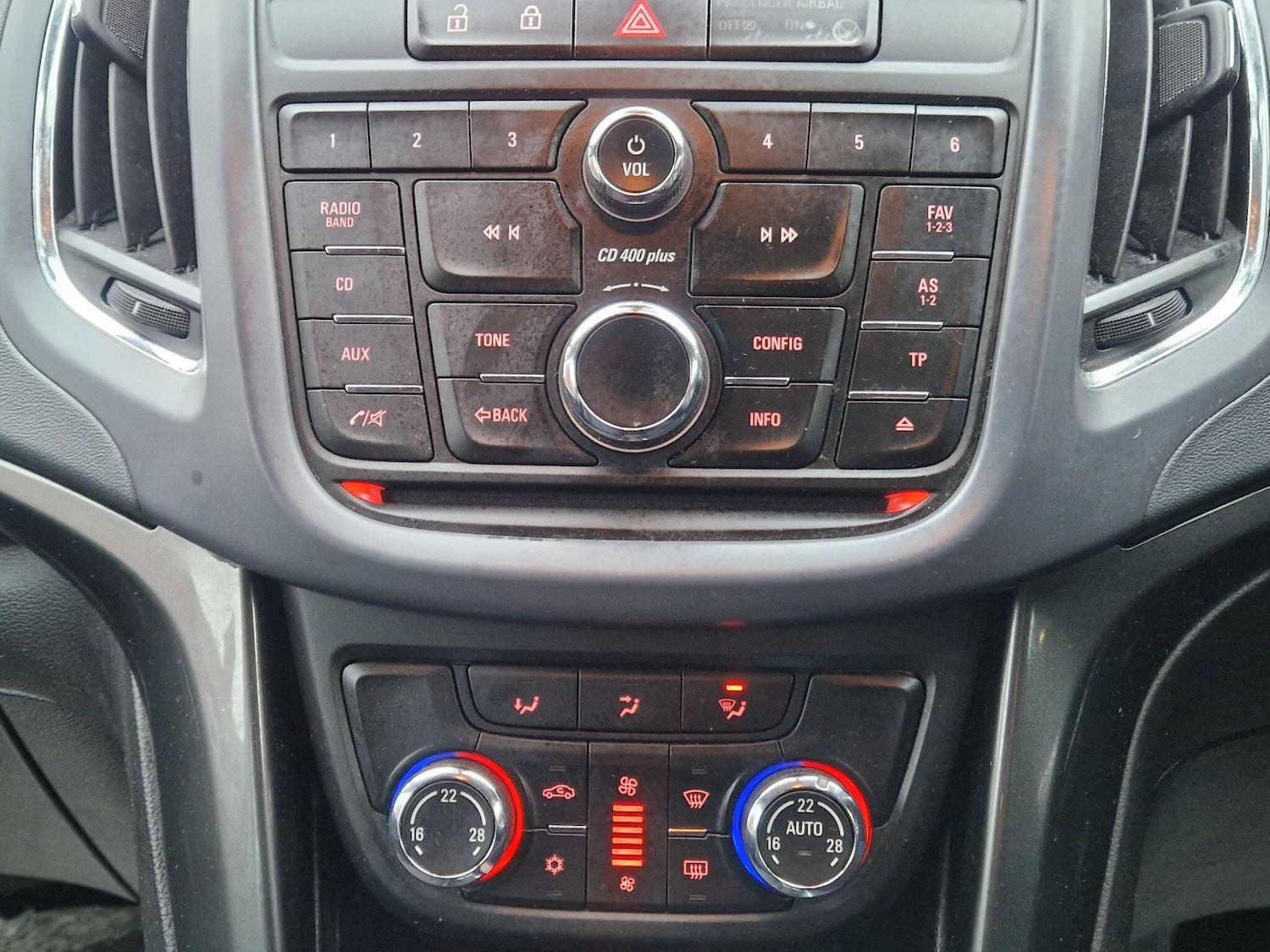 Used Vauxhall Zafira 2014 for sale - 77358907: Photo 51