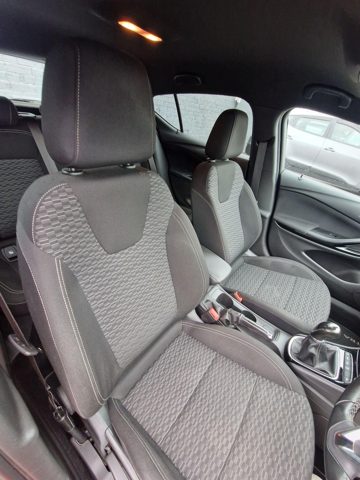 Used Vauxhall Astra for sale - 78116334: Photo 28