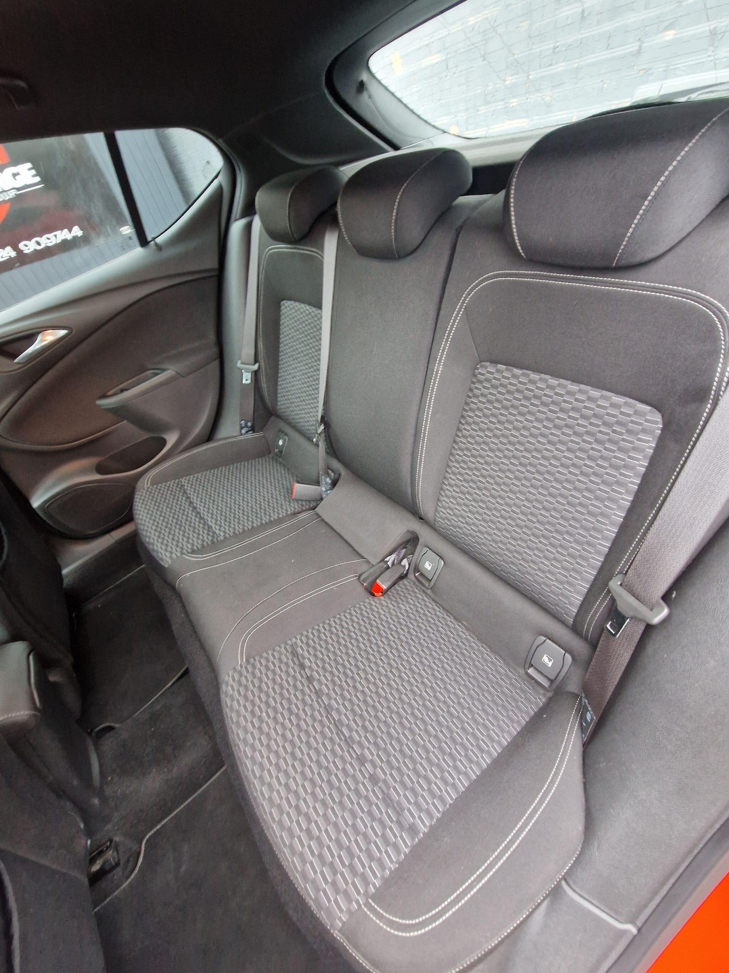 Used Vauxhall Astra for sale - 78116334: Photo 40