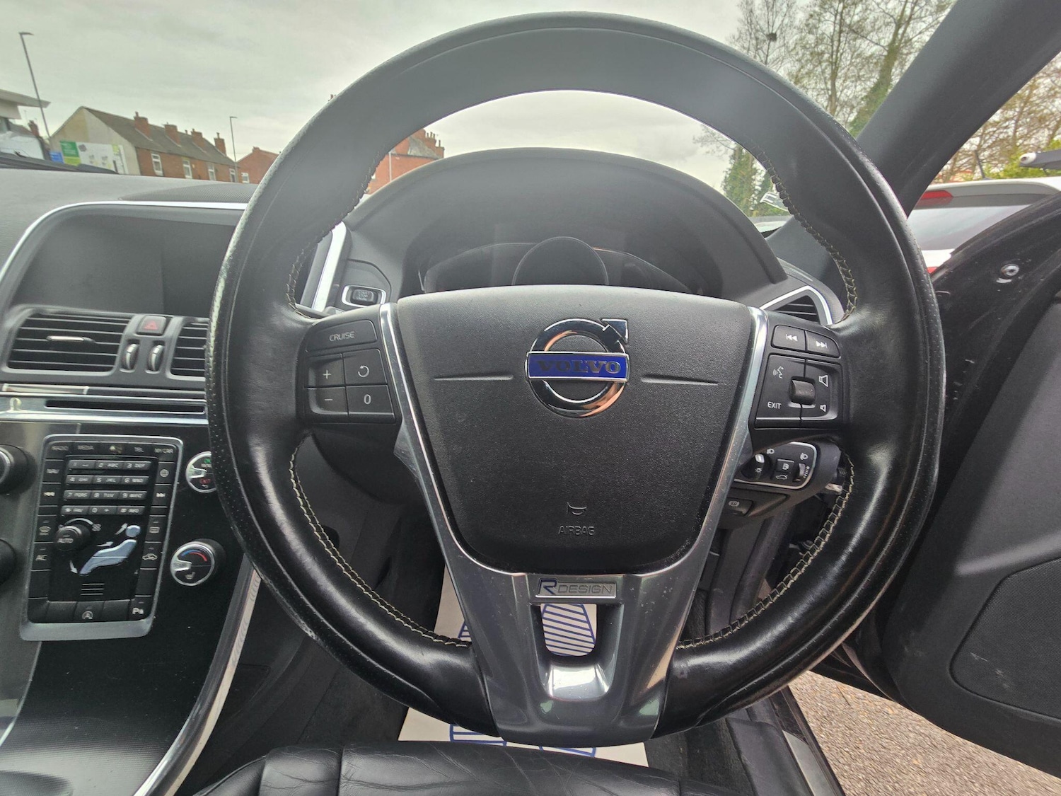 Used Volvo XC60 for sale - 78115700: Photo 45