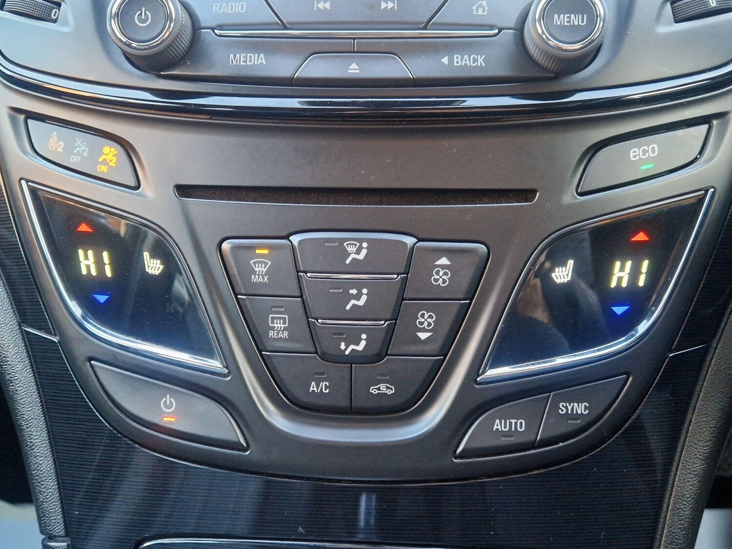 Used Vauxhall Insignia 2015 for sale - 76780680: Photo 51