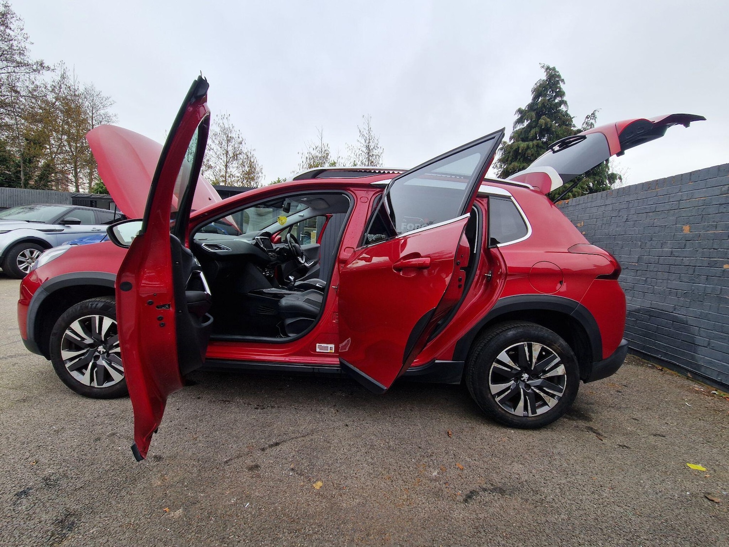 Used Peugeot 2008 for sale - 77808002: Photo 15