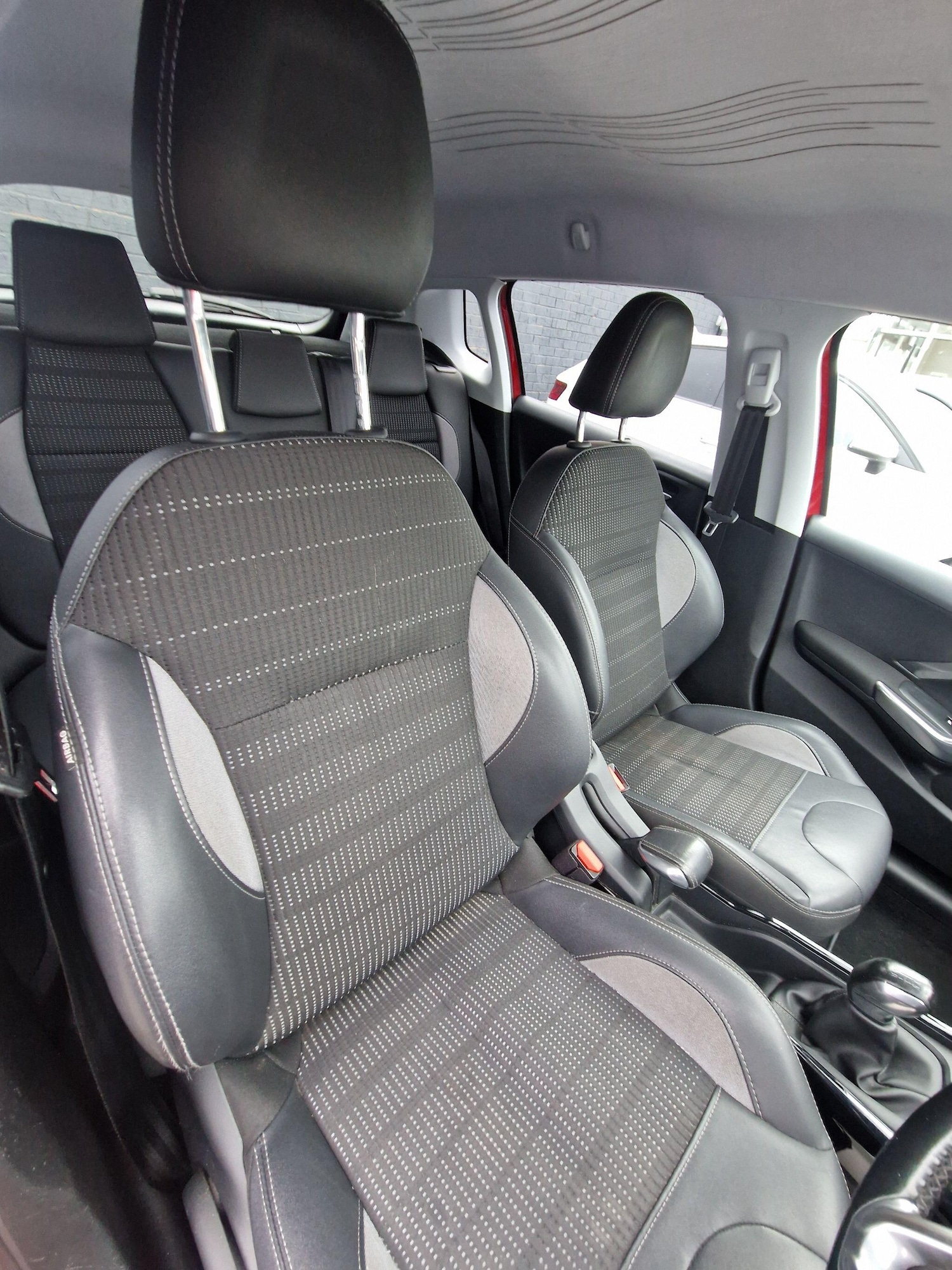 Used Peugeot 2008 for sale - 77808002: Photo 28