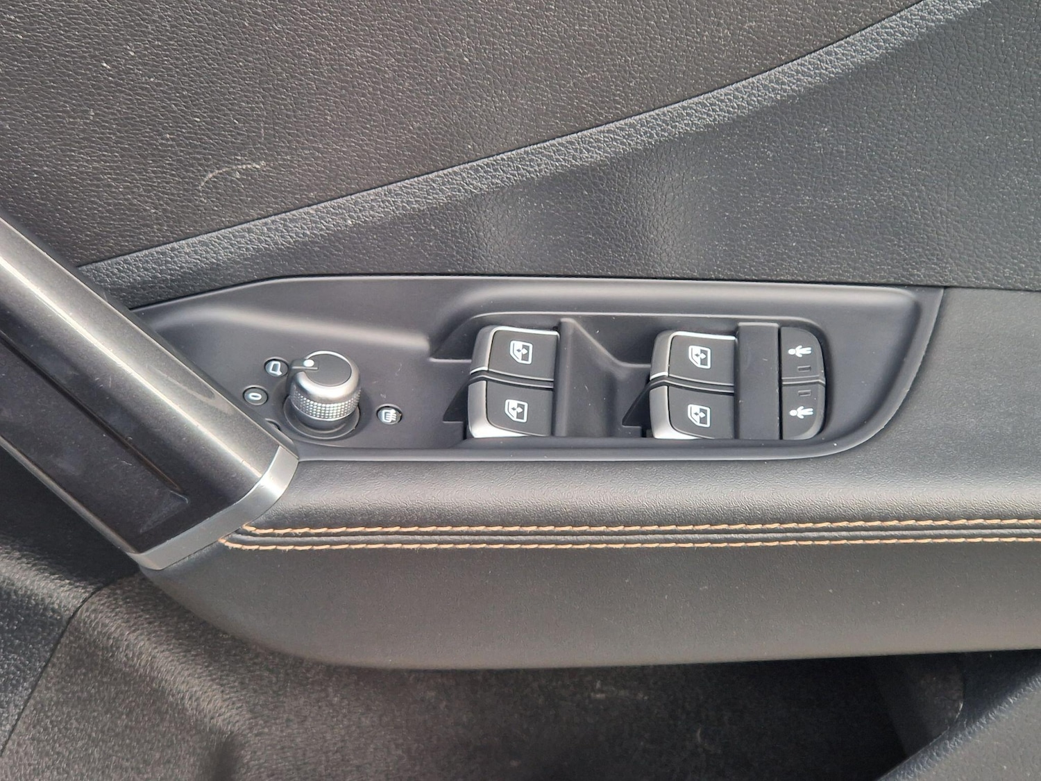 Used Audi Q2 for sale - 77723095: Photo 32