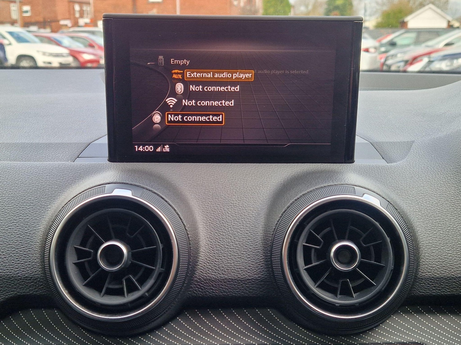 Used Audi Q2 for sale - 77723095: Photo 43