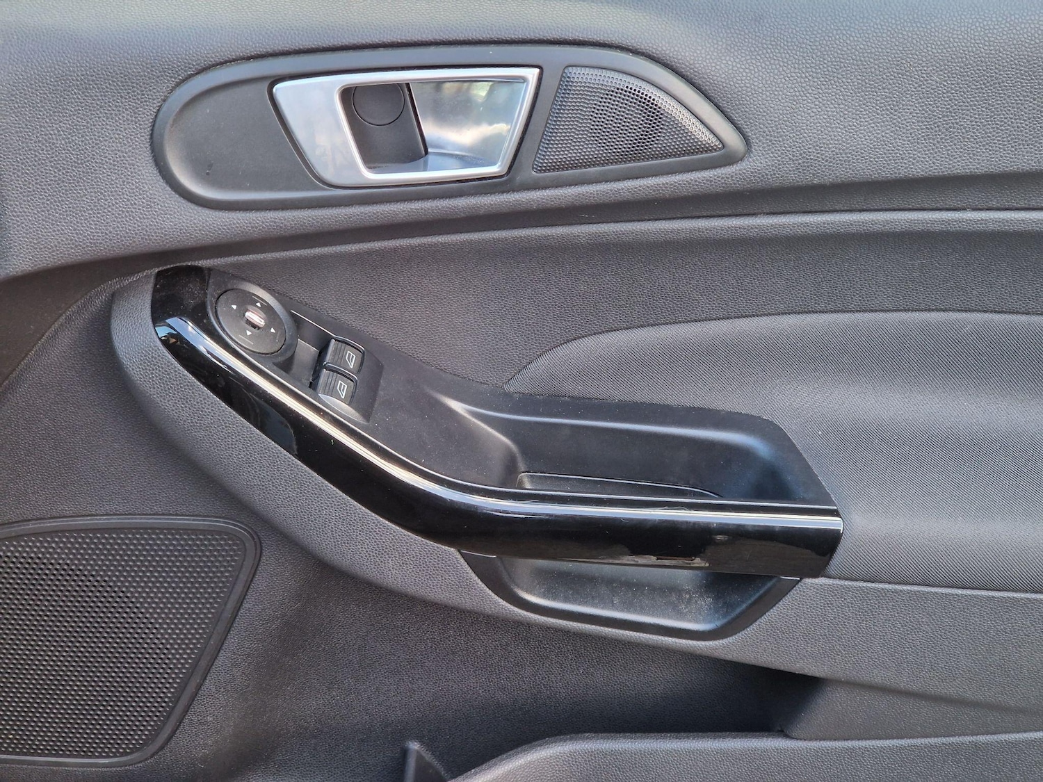 Used Ford Fiesta 2014 for sale - 76781187: Photo 32