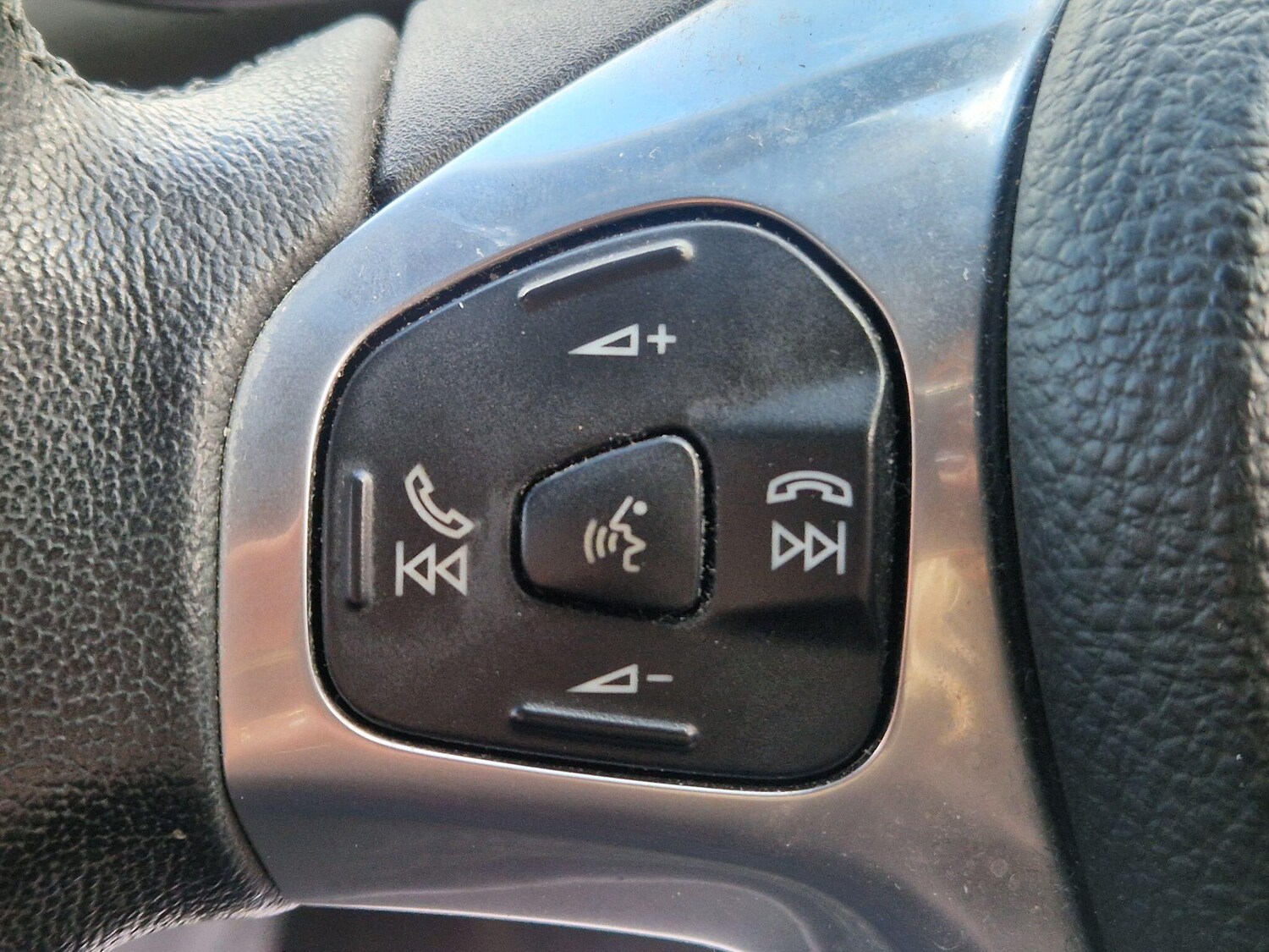 Used Ford Fiesta 2014 for sale - 76781187: Photo 48