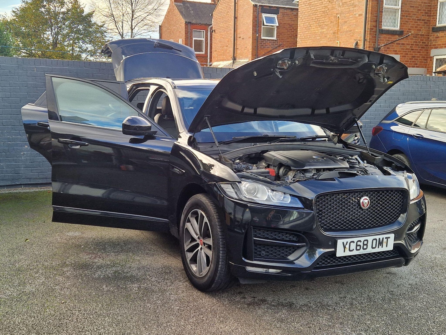 Used Jaguar F-Pace 2018 for sale - 76781947: Photo 11