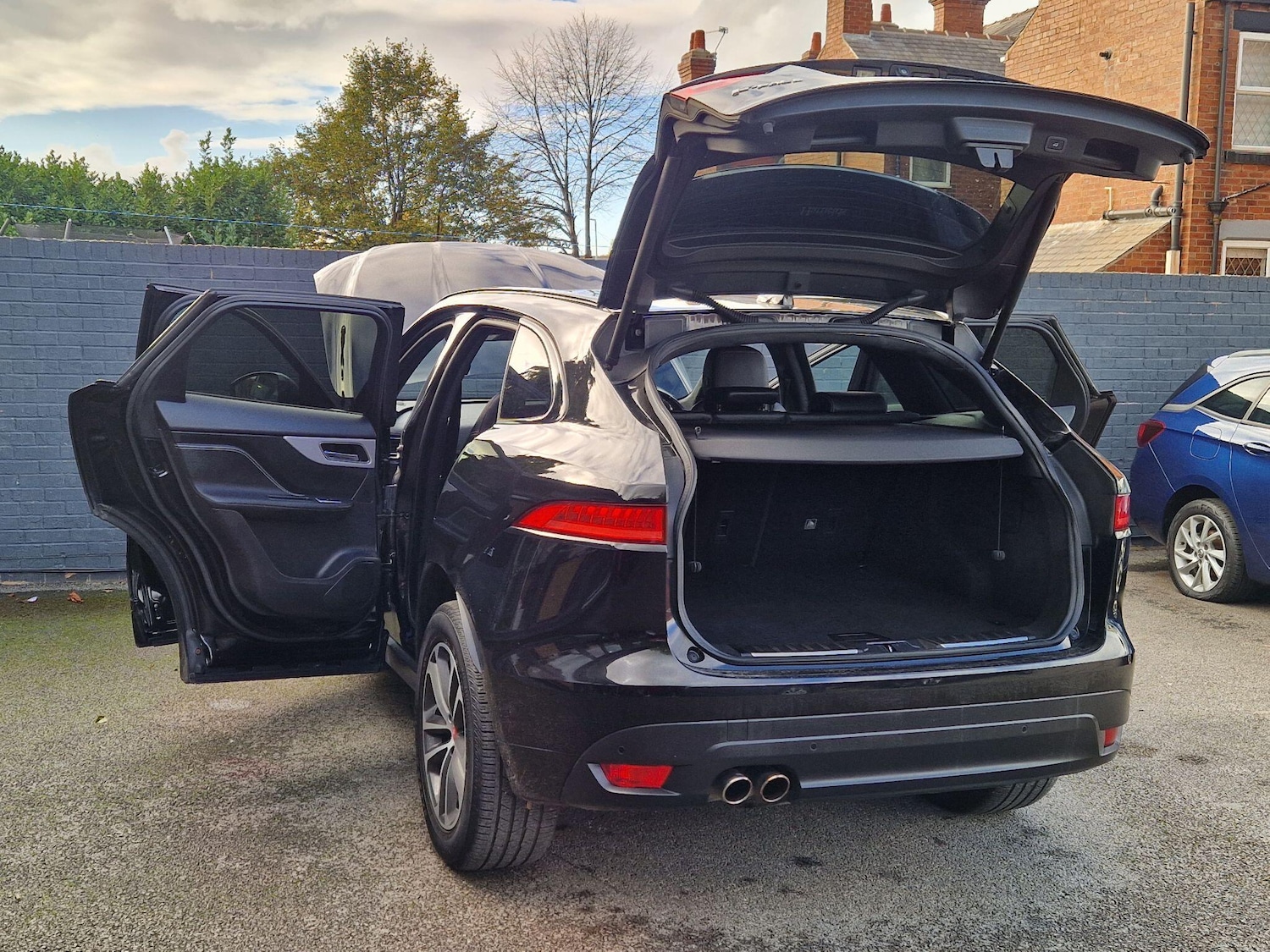 Used Jaguar F-Pace 2018 for sale - 76781947: Photo 18