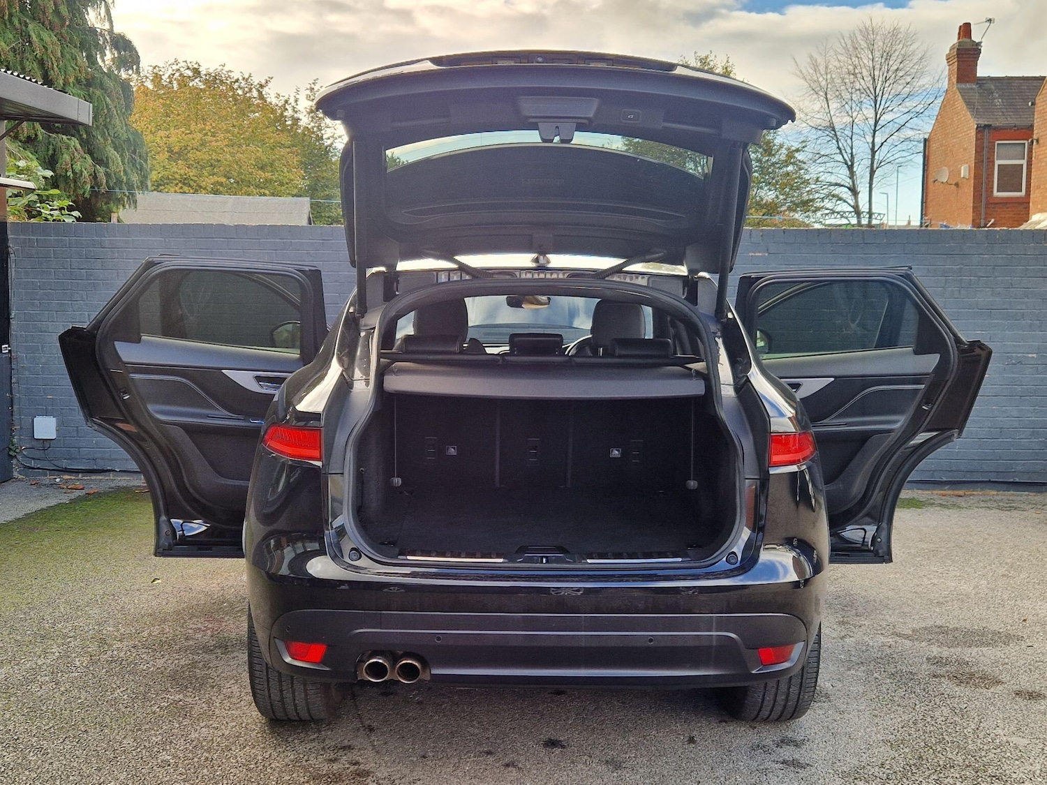 Used Jaguar F-Pace 2018 for sale - 76781947: Photo 19