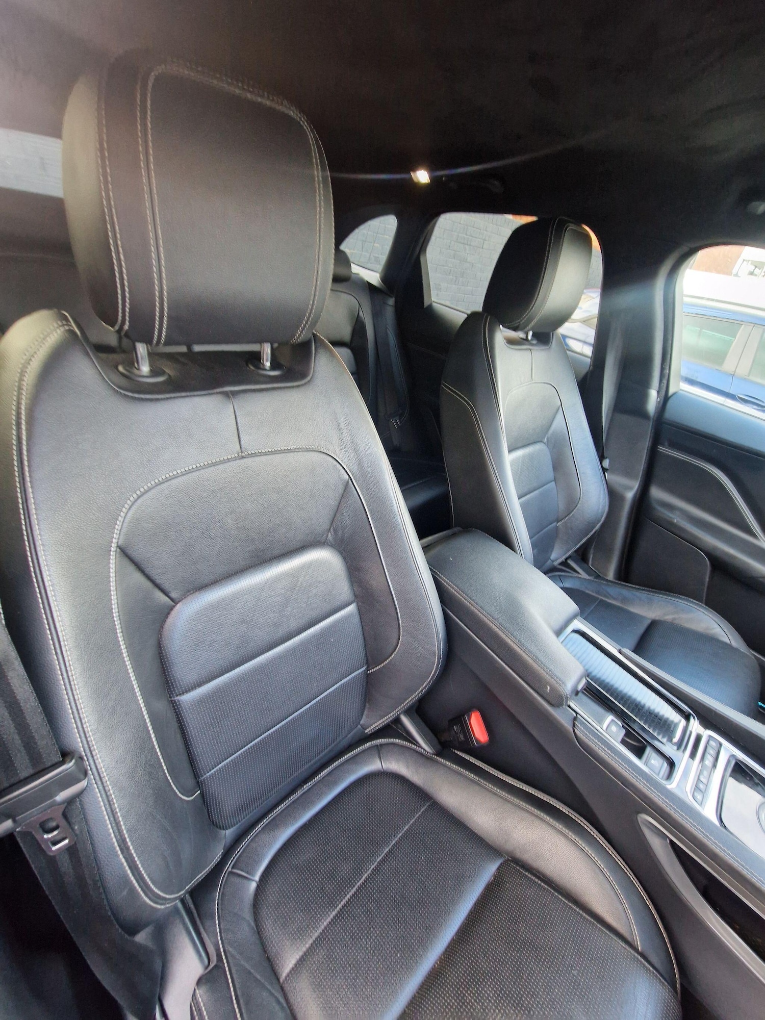 Used Jaguar F-Pace 2018 for sale - 76781947: Photo 27