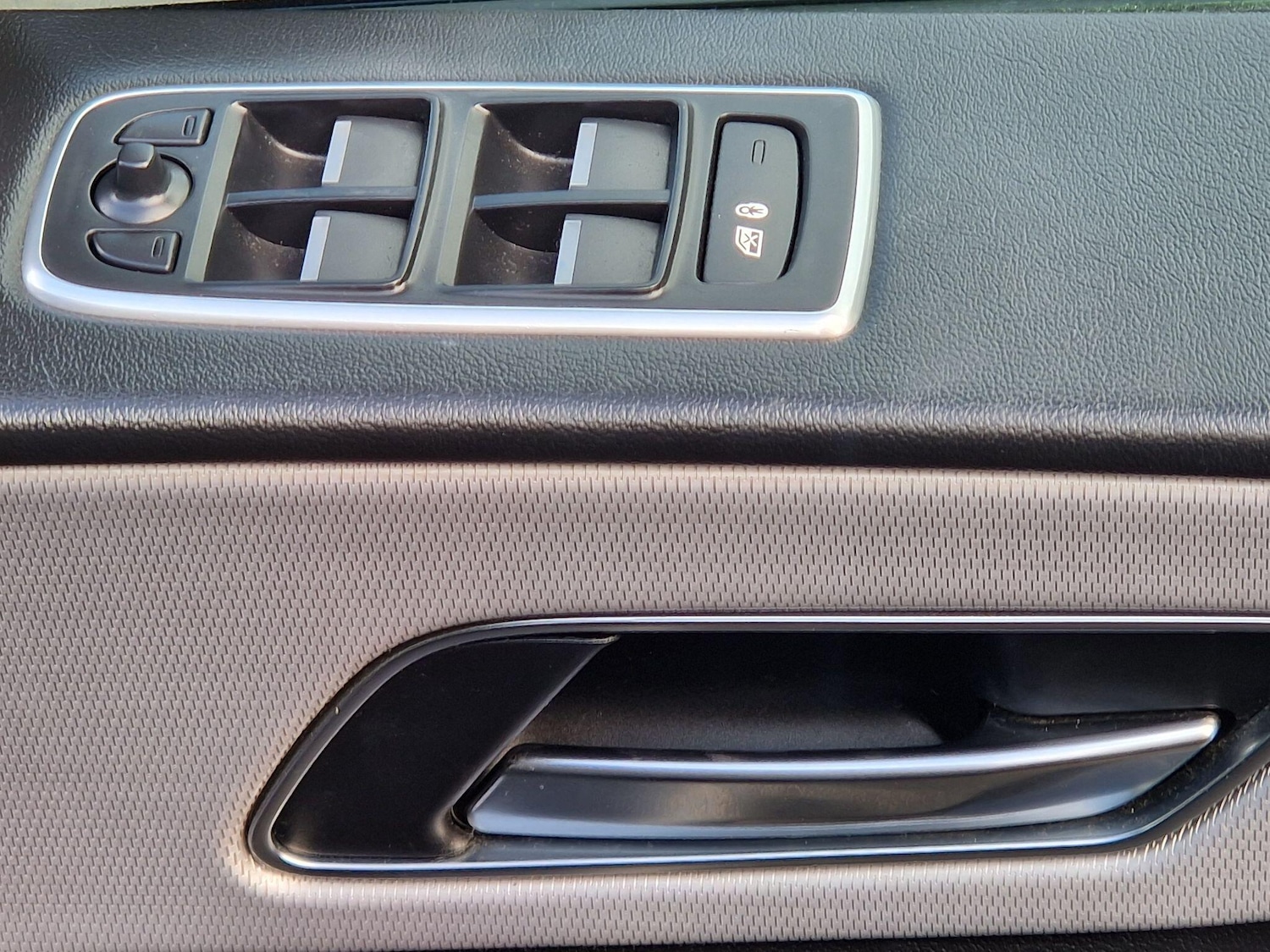 Used Jaguar F-Pace 2018 for sale - 76781947: Photo 31