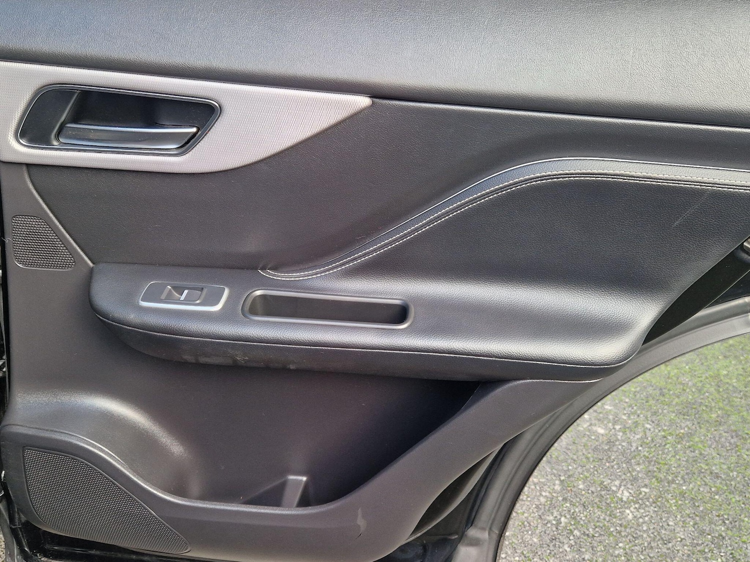 Used Jaguar F-Pace 2018 for sale - 76781947: Photo 34