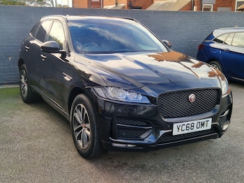 Used Jaguar F-Pace 2018 for sale - 76781947: Photo